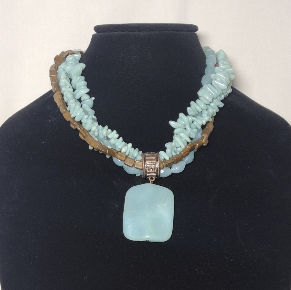 Faux Stone Beaded Necklace